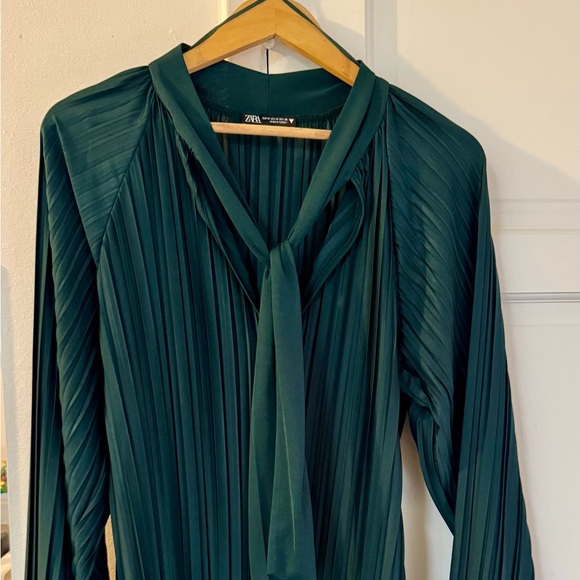 Zara Emerald Pleated Dress - Picture 1 of 3